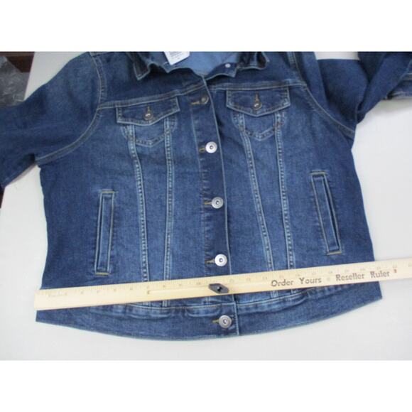 Torrid Denim Trucker Jacket 1 Blue Jean Dark Distress Wash Stretch 1X 14 16 NEW - Picture 9 of 15